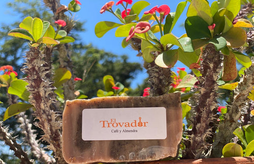 Jabón Saponificado Café y Almendra  El Trovador